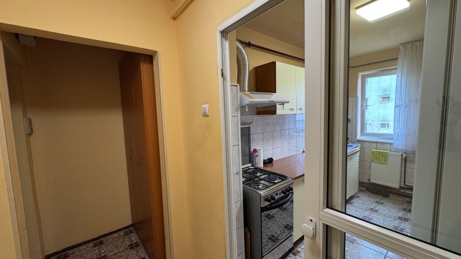 Apartament cu 2 camere in Tractorul, Strada General Mociulschi - Poză 6