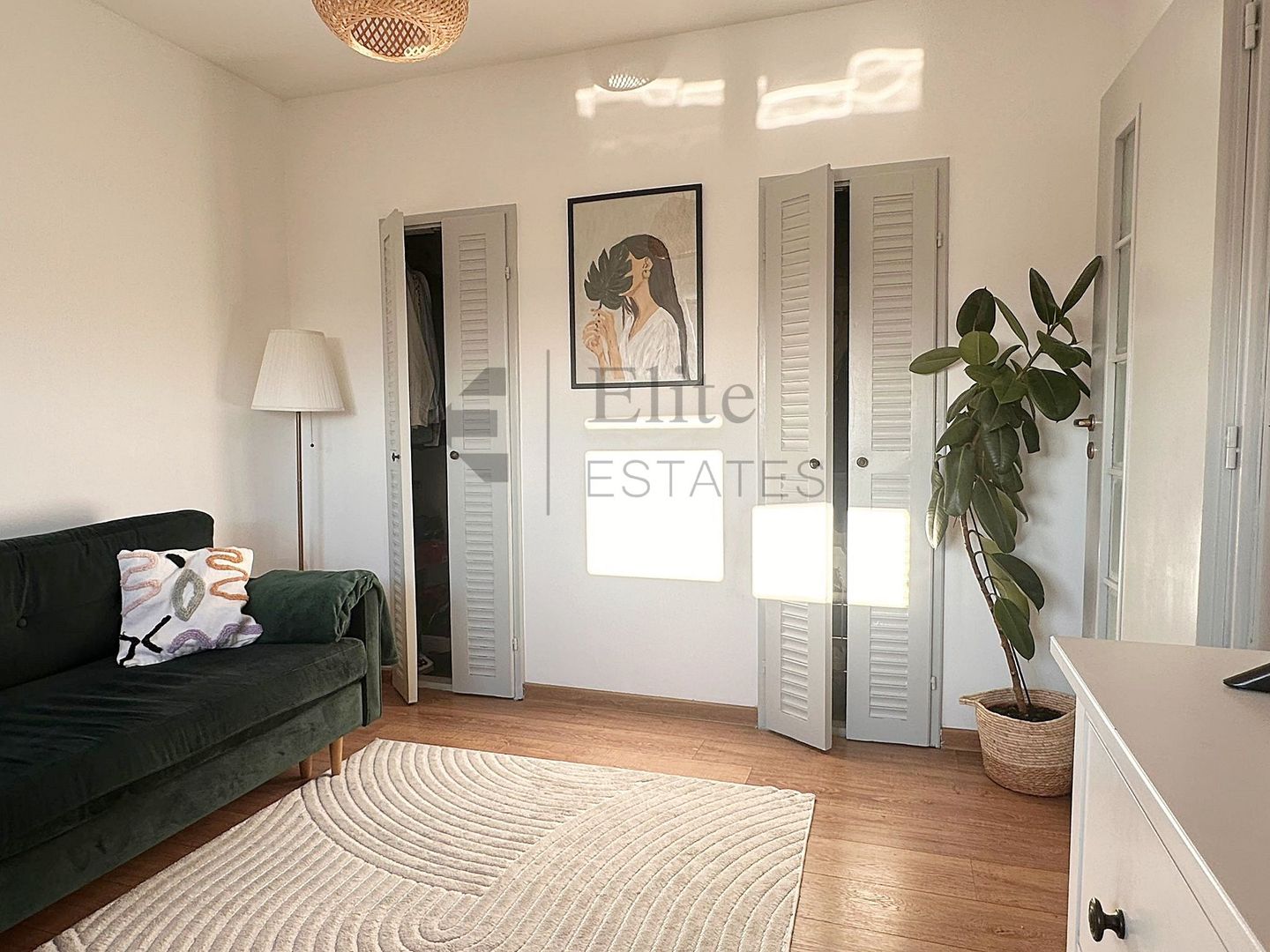 Apartament cu 2 camere de vanzare, Bld Decebal, Oradea - Poză 1