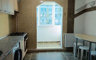 Inchiriez apartament 2 camere, Berceni, strada Panselelor. - Poză 2