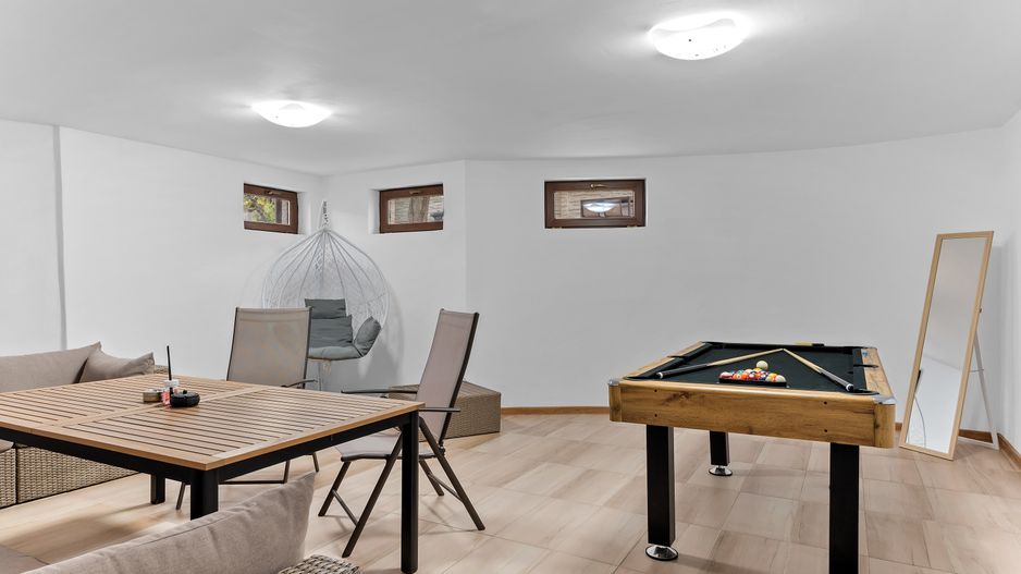 DE VANZARE  Vila 9 camere Colentina - Poză 46