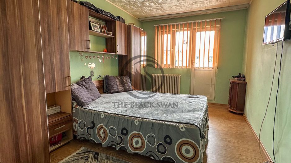 Apartament cu 3 camere de vanzare | Mobilat | Malu Rosu | Comision 0% - Poză 5
