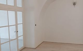 Apartament cu 2 camere, 75 mp, grădină, parcare, acces auto, Km 0. - Poză 1