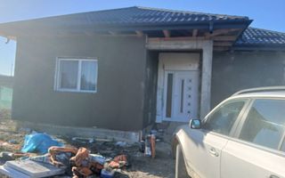 Casă de vânzare în comuna Ciurea – 135 mp cu teren de 450 mp - Poză 1