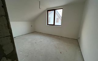 Case Semifinisate | Cu Garaj și curte - Poză 7