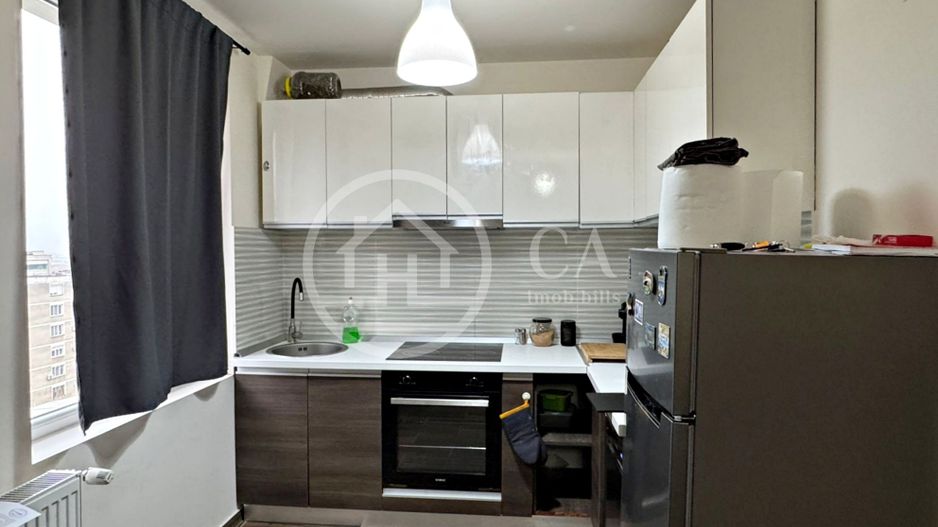 Apartament de vânzare cu 3 camere în zona Nufârul, Oradea - Poză 3