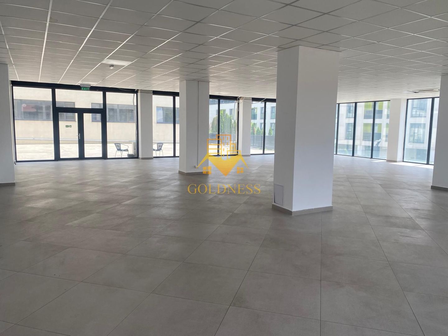 Spatiu comercial, Cartier Dambul Rotund, Lombului, Corneliu Coposu. - Poză 1