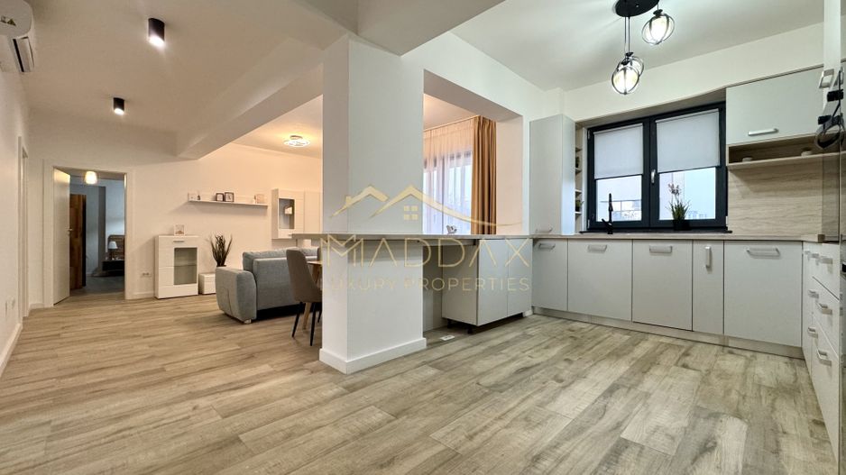 Apartament cu 3 camere *prima inchirere* // zona Herastrau - Poză 2