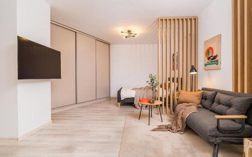 De Inchiriat–Studio Modern, Bloc Nou, Prima Închiriere,  Metrou Timpuri Noi - Poză 1