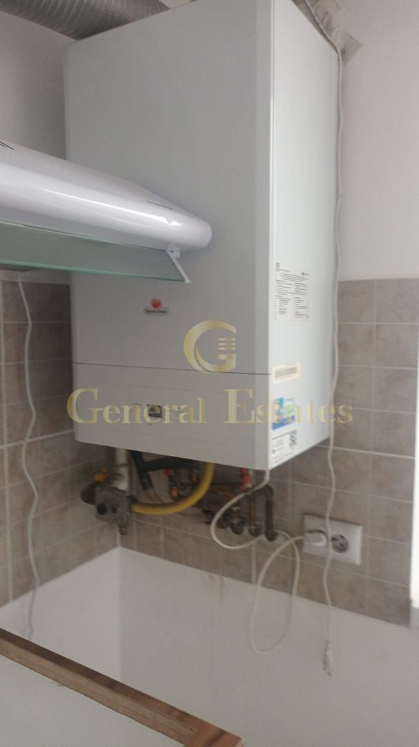 Ap. 3 camere etaj 1 cu parcare - Poză 4