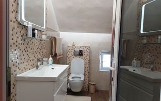 Vila cu 9 camere in zona SpitaluluiJudetean - Poză 23