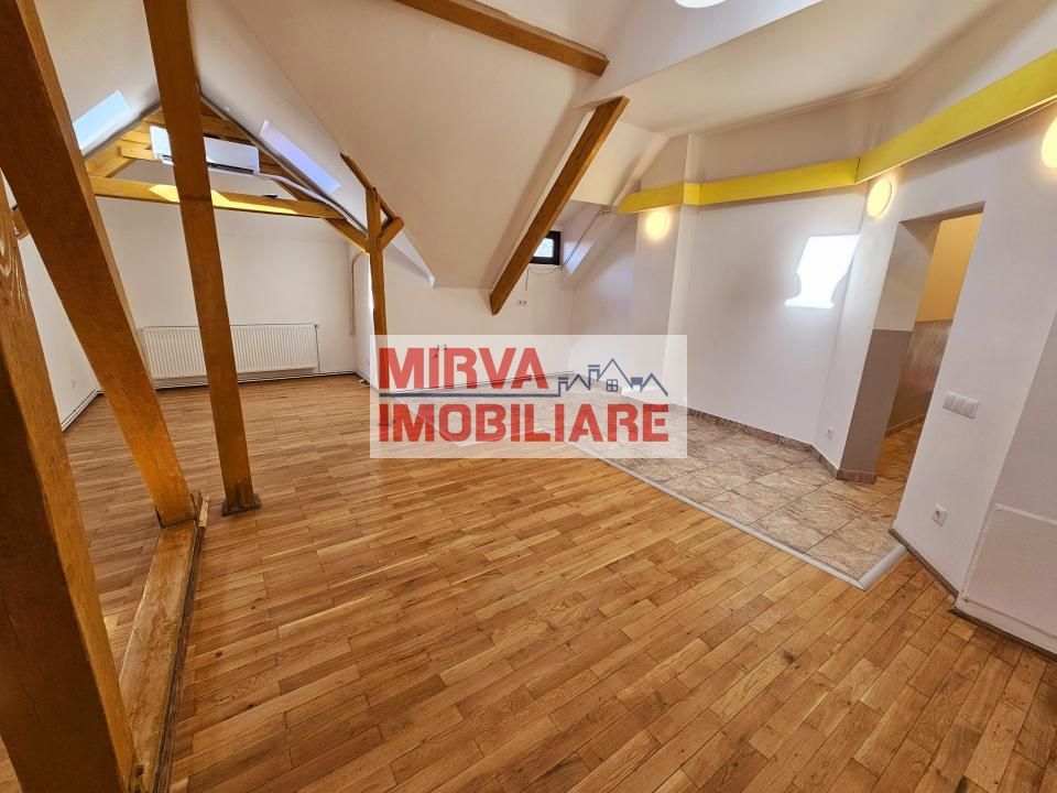 🏢 Spațiu de birouri – 5 camere, 3 băi – Mansardă vilă, Central - Poză 7