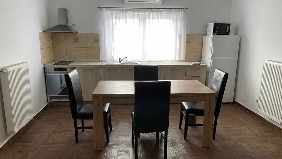 Apartament 3 camere, Centrala Proprie, 10 min Metrou Lujerului - Poză 2