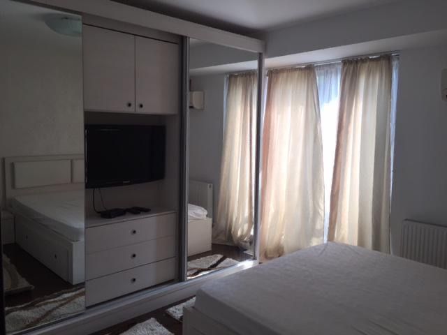 Apartament cu 2 camere cu centrala proprie la 7 min de metrou Piata Muncii - Poză 5