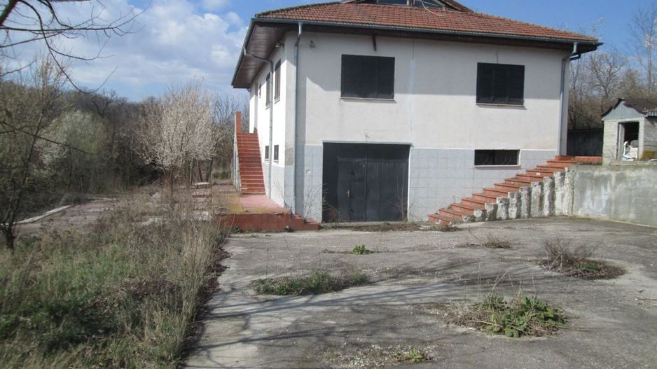 Vand Vila si teren cu deschidere la lac (5128mp) - Poză 6