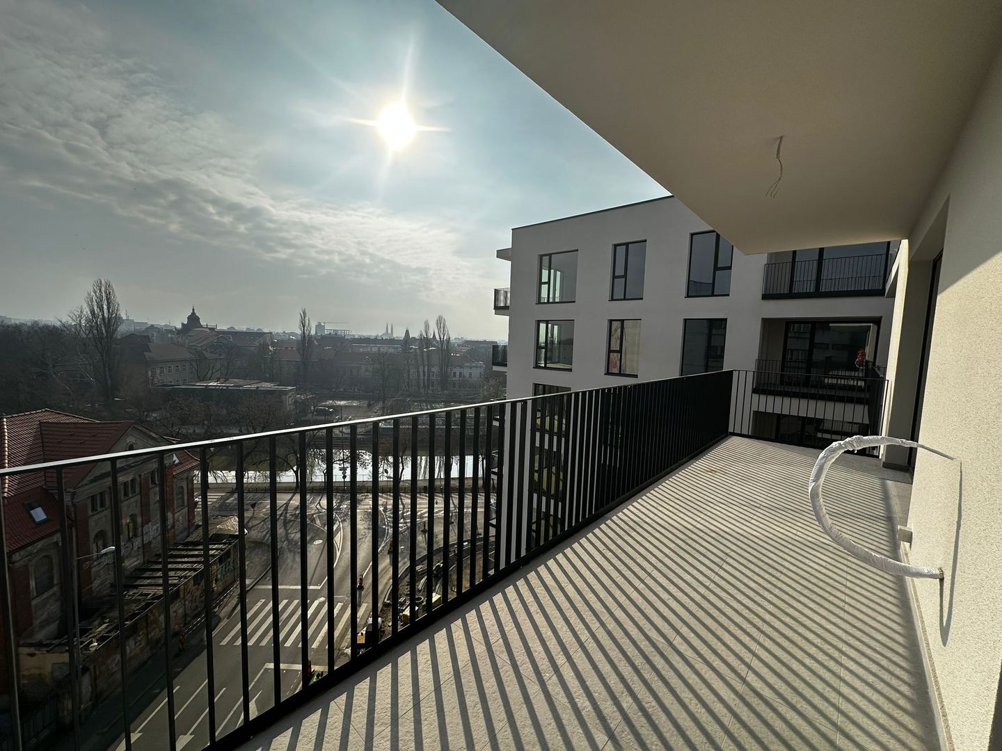 New apartment 2 bedrooms  with underground parking - Poză 5