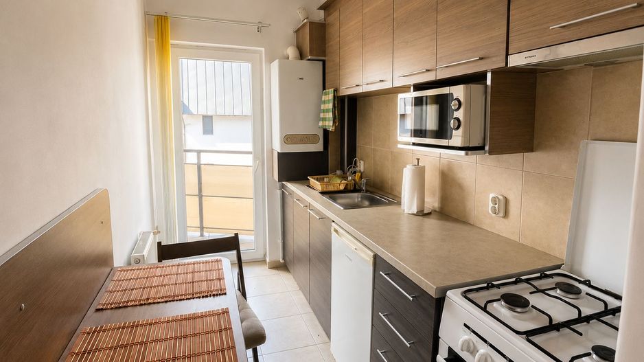 Etaj 1 | Apartament 40 mp cu bucătărie separată | Str. Stejarul - Poză 4