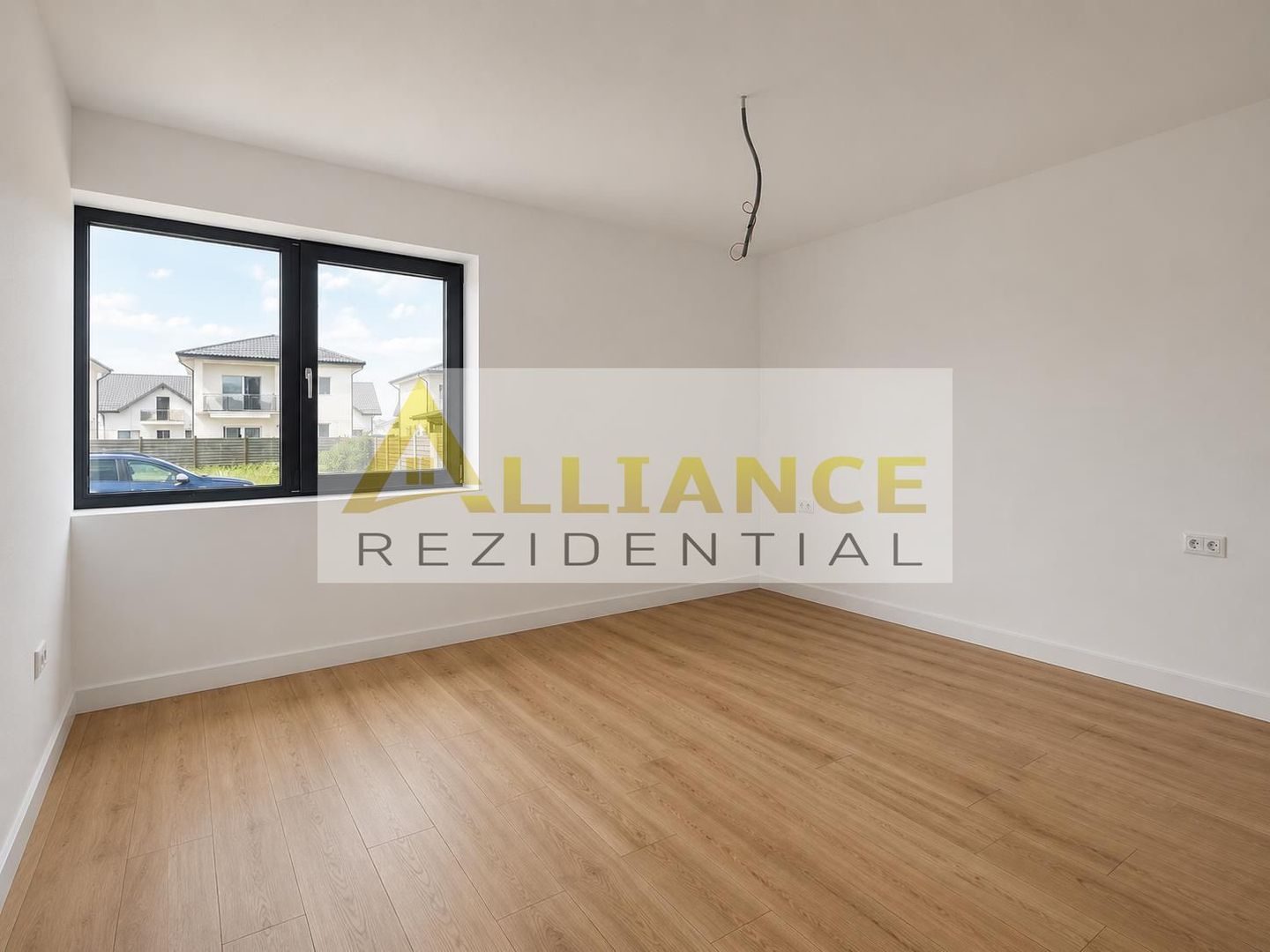 Casa parter- 4 camere- 600m de autobuz- 2km de metrou-pod-beci - Poză 4