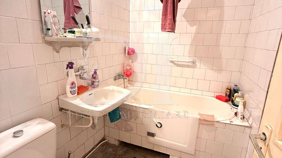 Apartament decomandat / etaj intermediar / Zona Grigorescu - Poză 14
