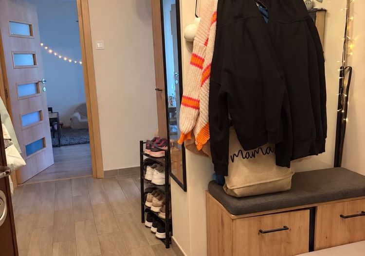 Apartament 3 camere 66 mp utili,balcon,etaj 3/4,parcare,boxă-Astra - Poză 7