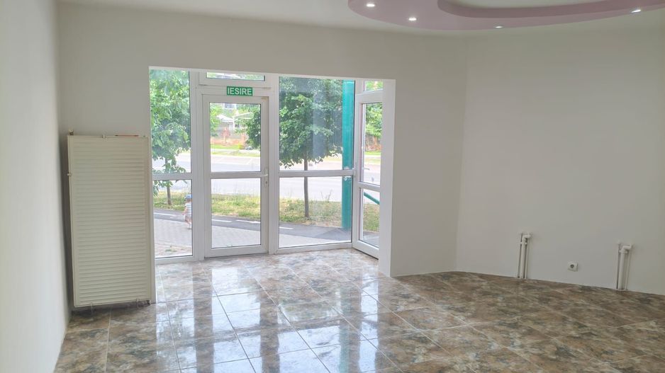 Spațiu comercial de vânzare | Bulevardul Sudului | Vad comercial foarte bun - Poză 5