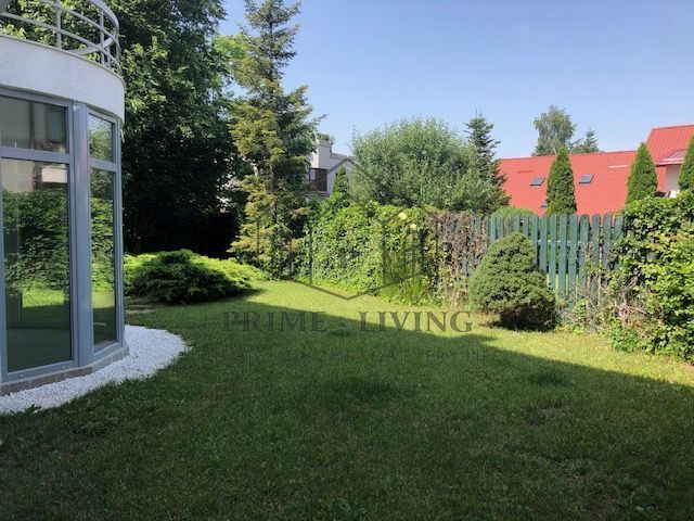 VILA CU 4 DORMITOARE LA INCHIRIERE IN COMPLEX REZIDENTIAL - Poză 1