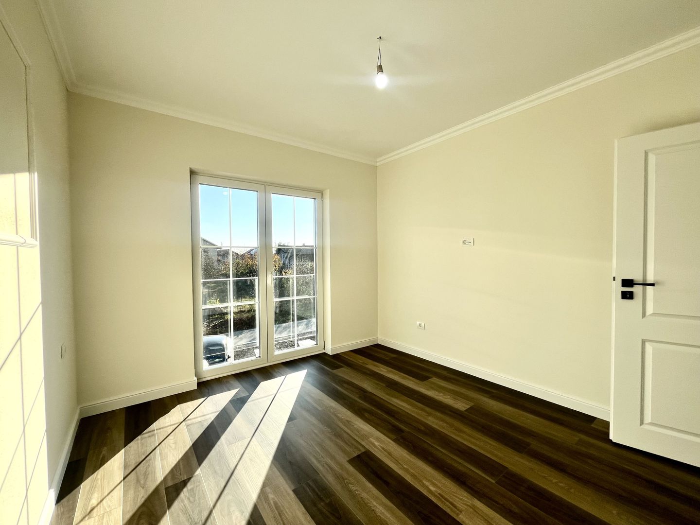 Duplex premium în Moșnița Nouă, separat prin camera tehnică, P+ 1 etaj - Poză 17