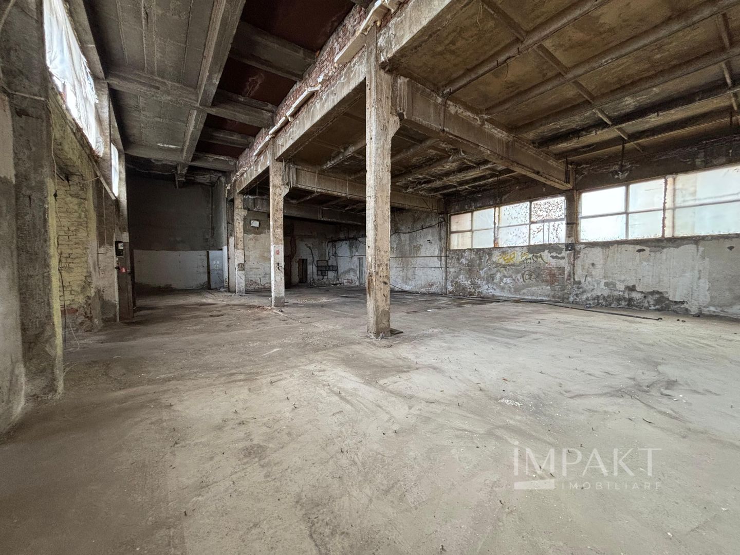 De inchiriat SPAȚIU INDUSTRIAL 320 MP – ACCES TIR – ZONA BULGARIA - Poză 1