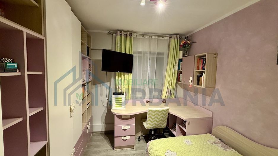 Apartament 3 camere, decomandat, ultracentral - Poză 5