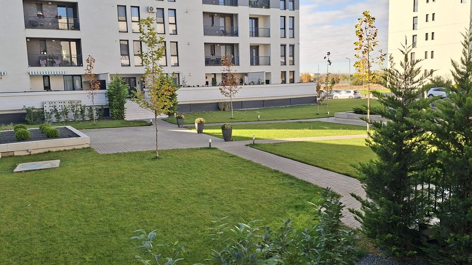 Apartament cu 2 camere si loc de parcare subteran - Poză 19