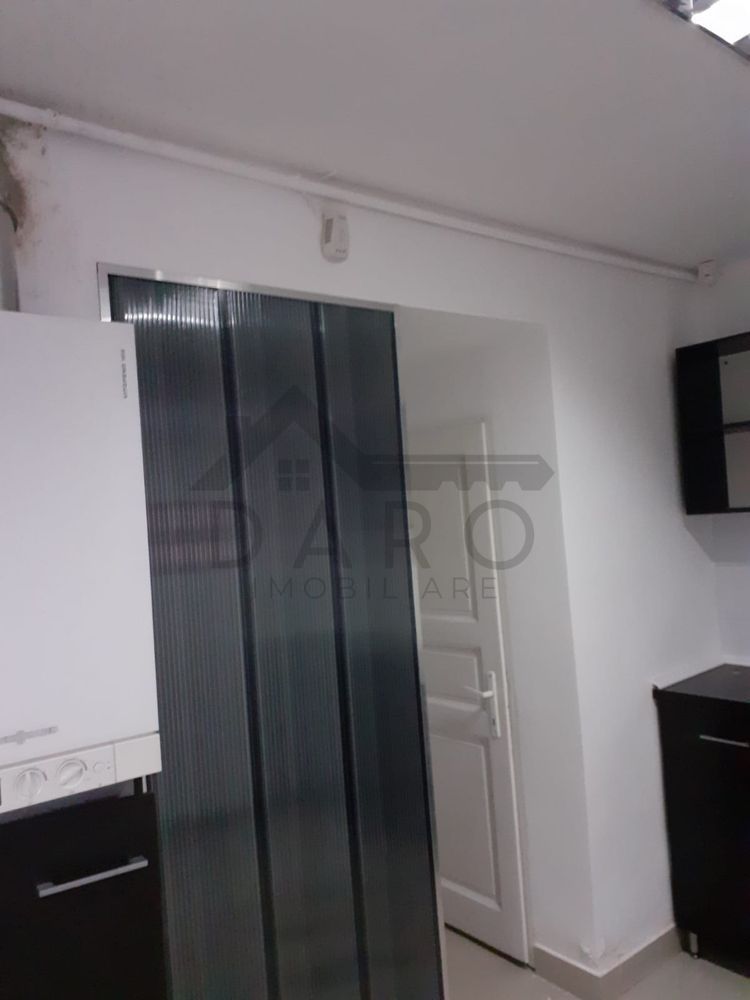 De vanzare imobil 62 mp-casa cu curte comuna -pret negociabil - Poză 7
