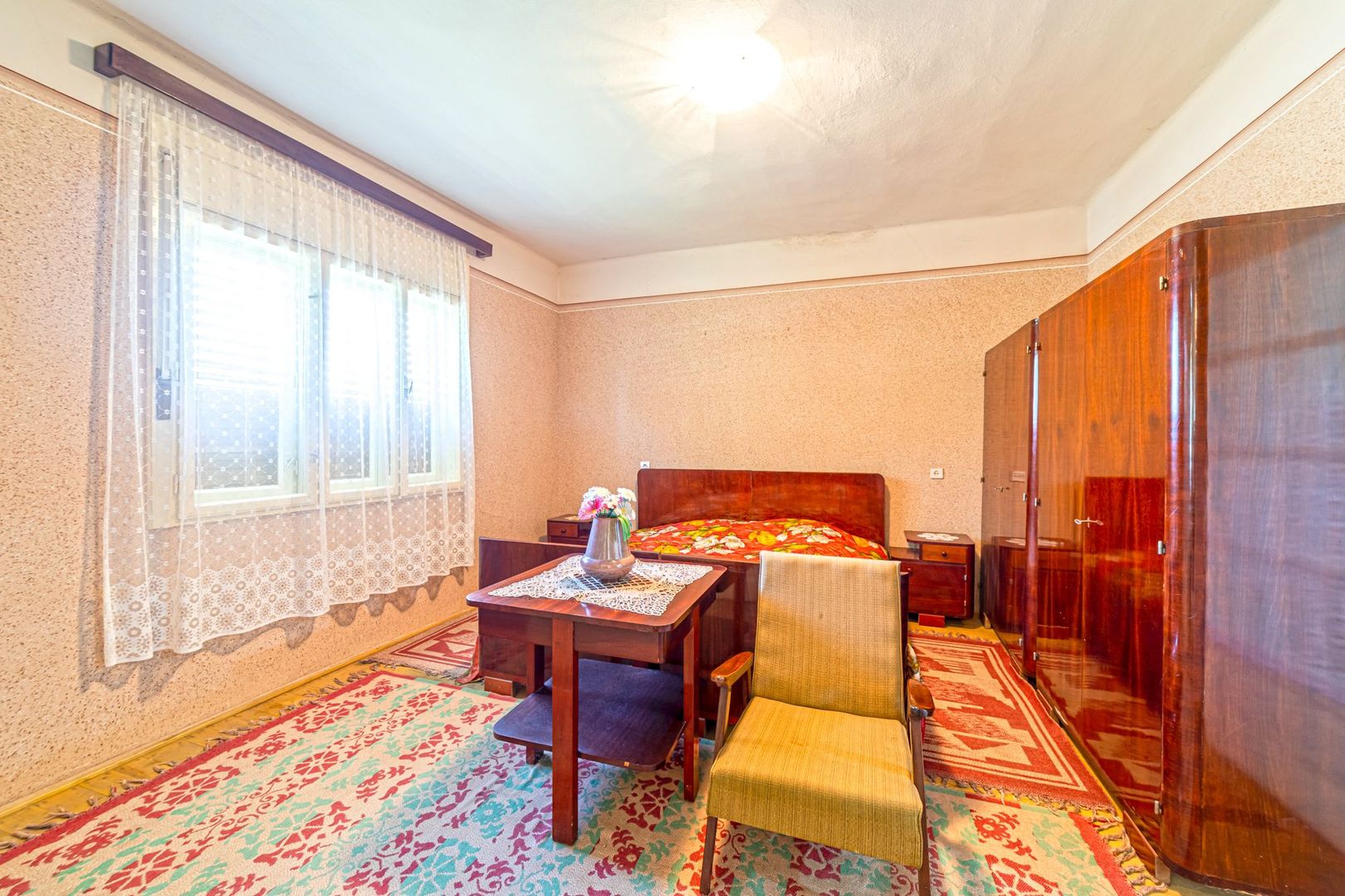 Vândută Casă cu 4 camere Pâncota - Poză 12