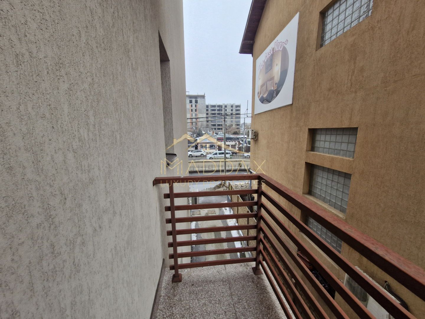 Apartament *4 camere *110mp* // Parcare - Poză 20