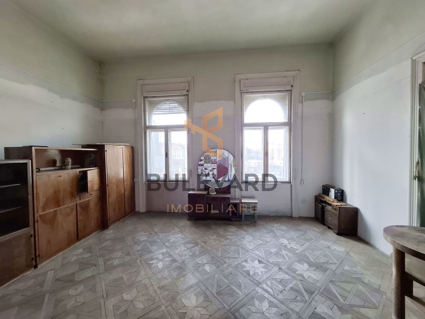 Apartament in Piata CIpariu + parcare in curte! - Poză 5