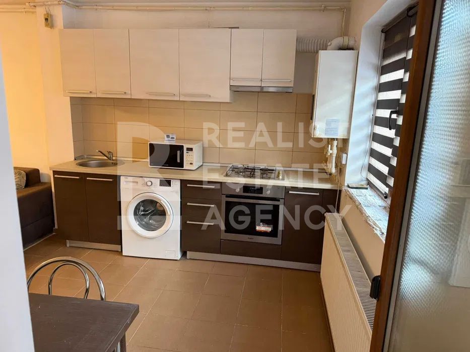 Vânzare, apartament 2 camere, zona Apărătorii Patriei - Poză 3