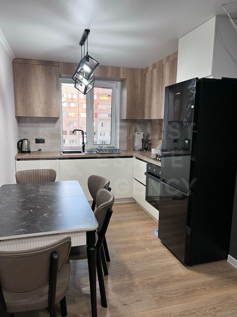 Chirie, apartament, 2 camere, bd. Moscova - Poză 3