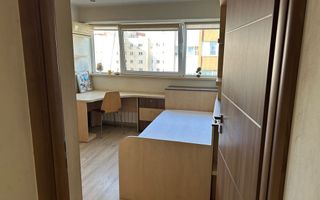 Apartament cu 3 camere, decomandat, Obor, vedere panoramică - Poză 4