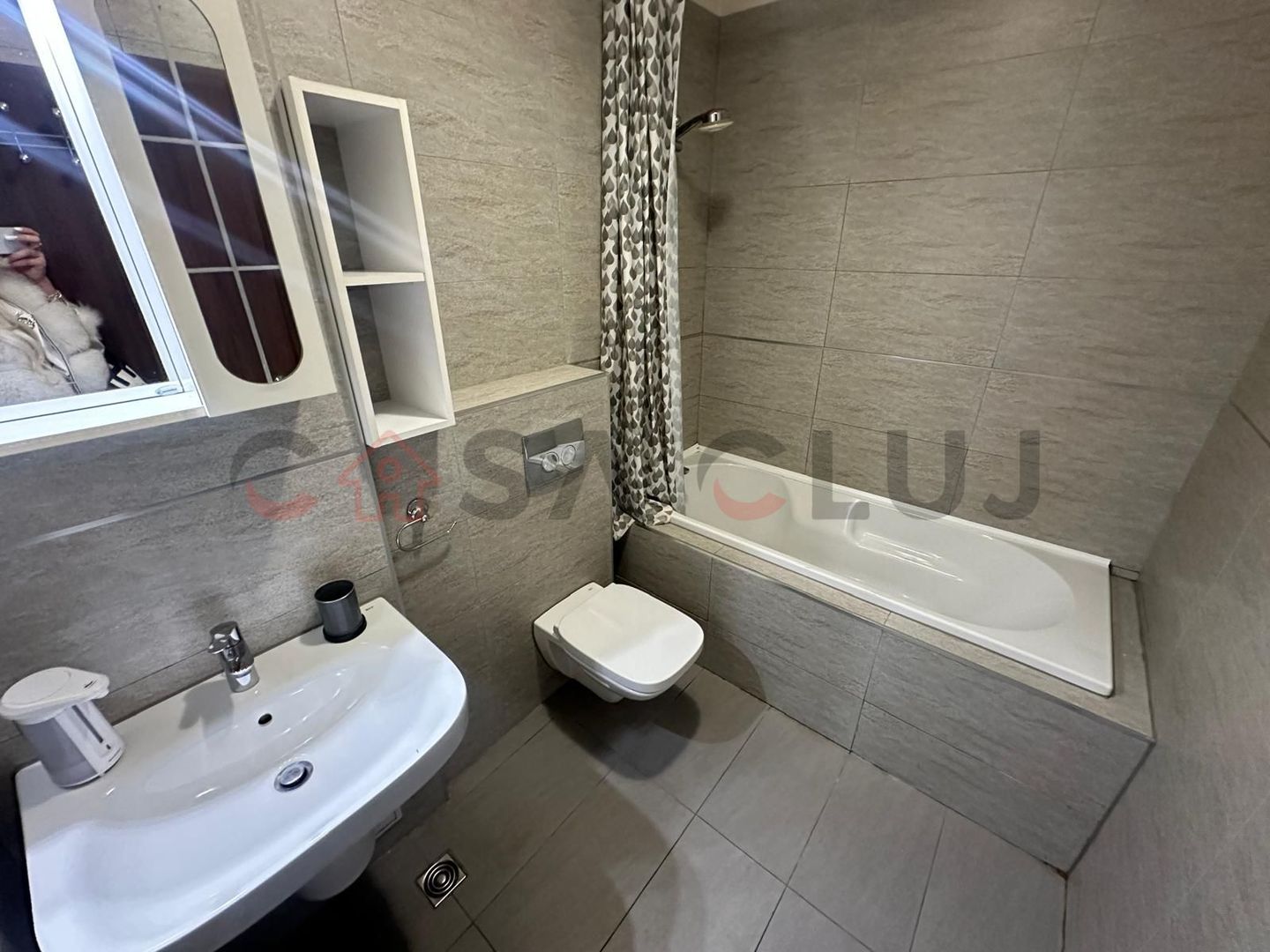 2 camere, Grand Hill, parcare subterană inclusă - Poză 5