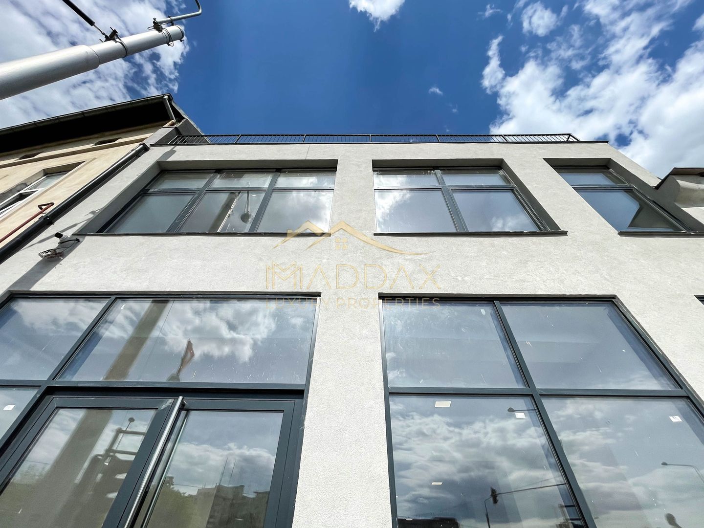 Spatiu comercial S+P+2E+M ***Prima Inchiriere*** - Poză 52