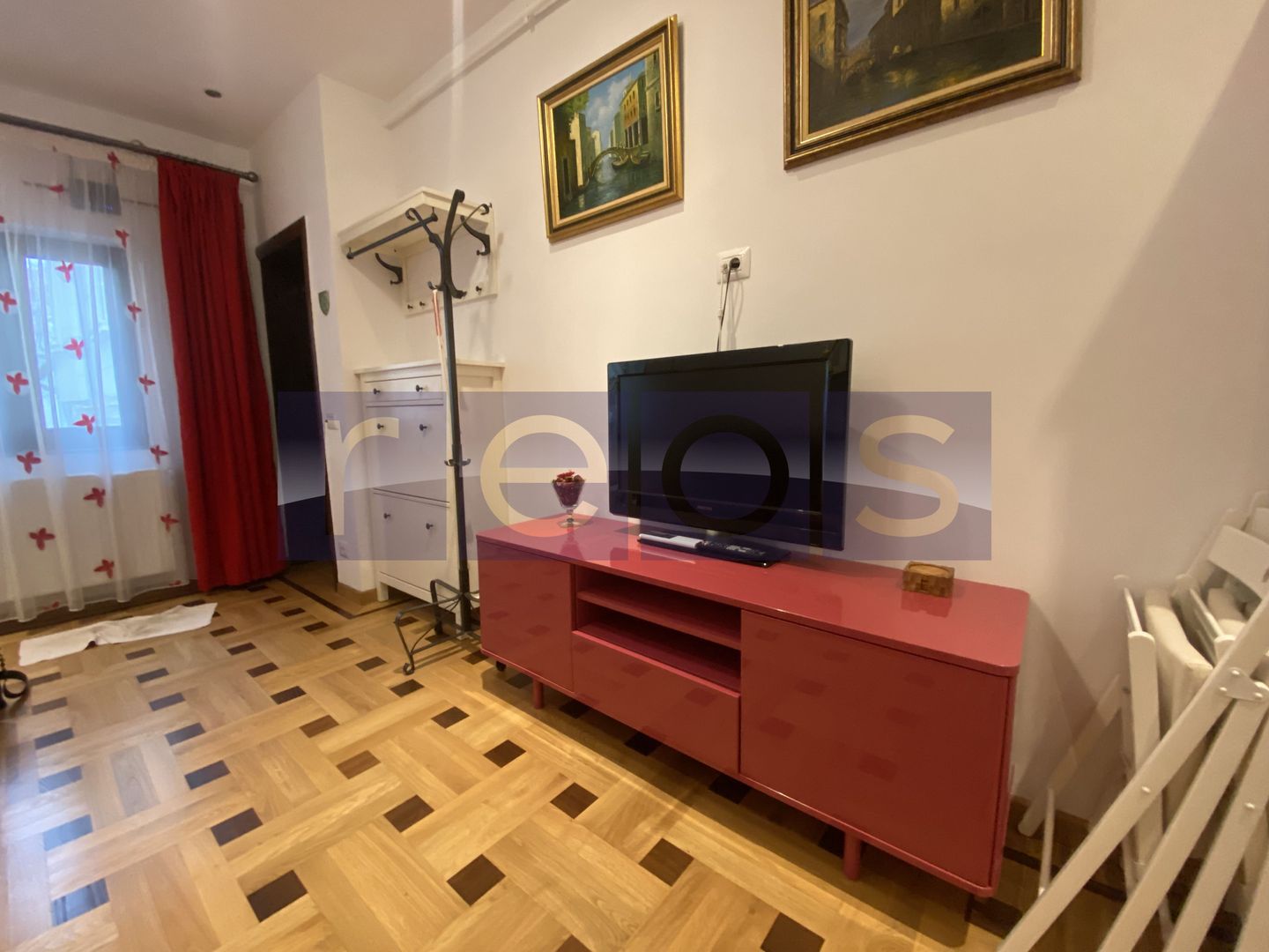 Studio | CAPITALE - Poză 3