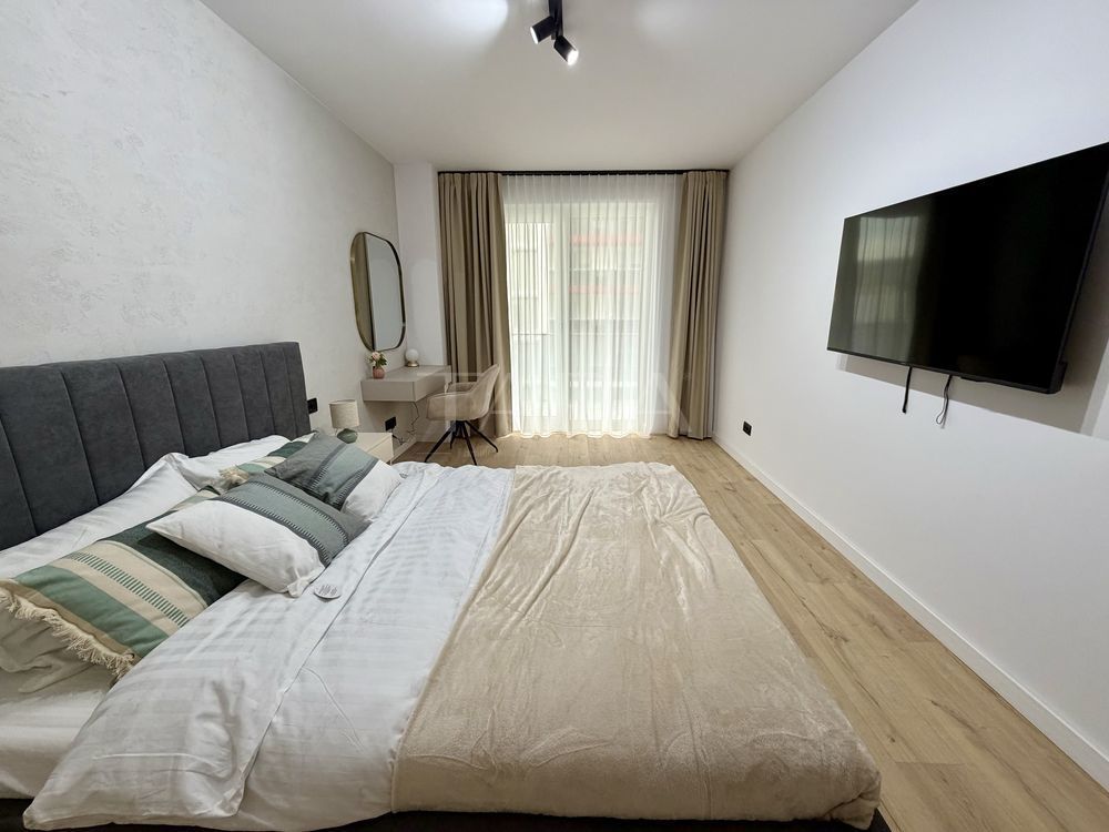 Apartament modern, finisat premium, balcon mare, mobilat complet. - Poză 6