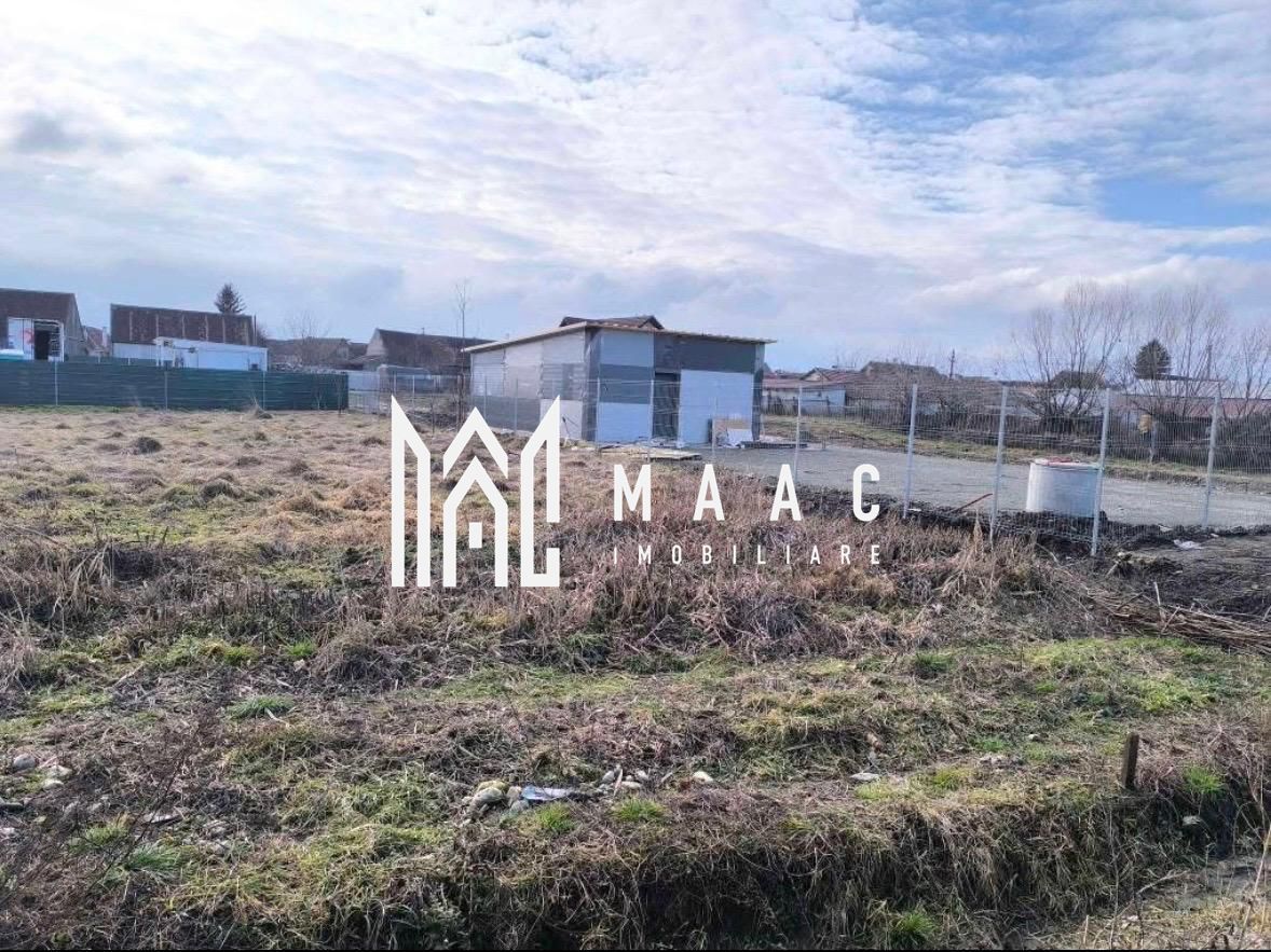 Teren 696 mp în Cristian | utilități pe teren | deschidere la 2 străzi - Poză 1
