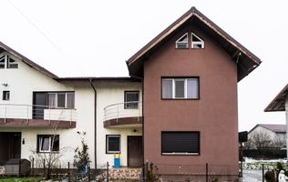 CIOROGARLA - DARVARI, casa 5 camere, P+1Et+Pod, teren 434, statie STB