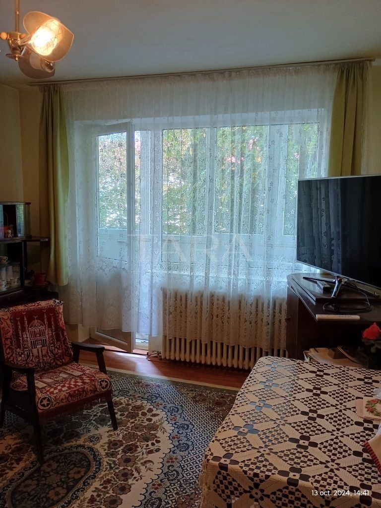 Vând Apartament 3 Camere în Cartierul Gruia, Zonă Liniștită - Poză 1