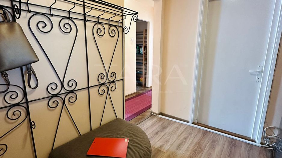 EXCLUSIVITATE. Apartament  4 camere decomandate, zona Primaverii. - Poză 2