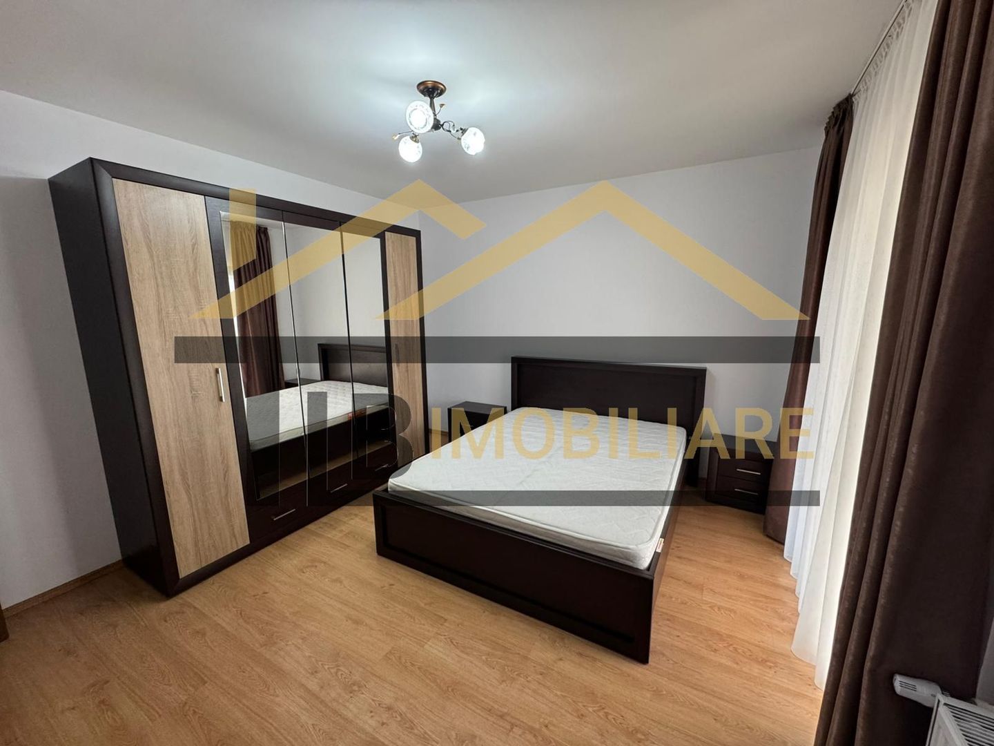 Casa cu 4 camere, 150 mp utili, parcare, Zona Livezeni - Poză 2