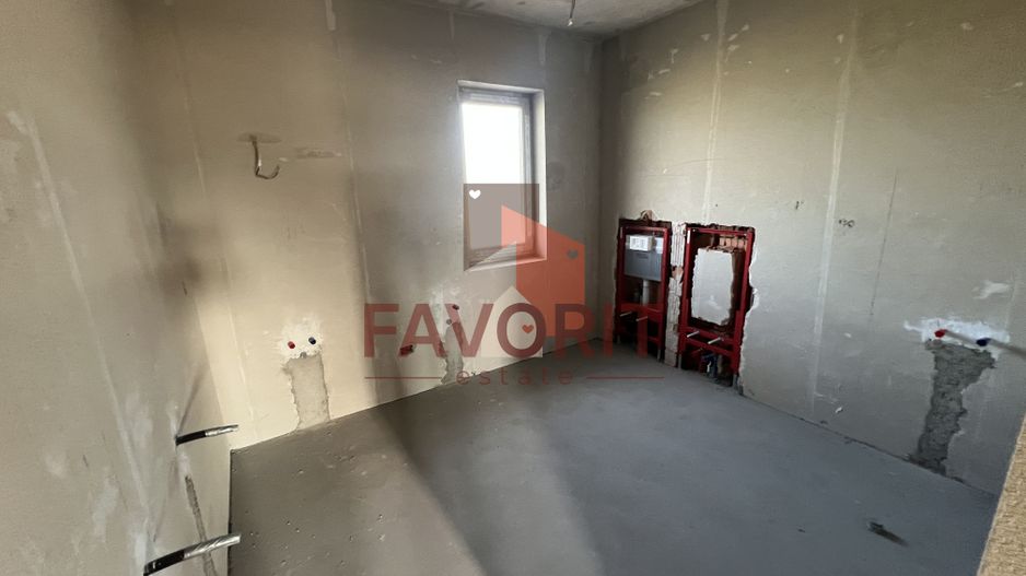Duplex 5 camere despartit prin garaj | Giroc - Poză 13