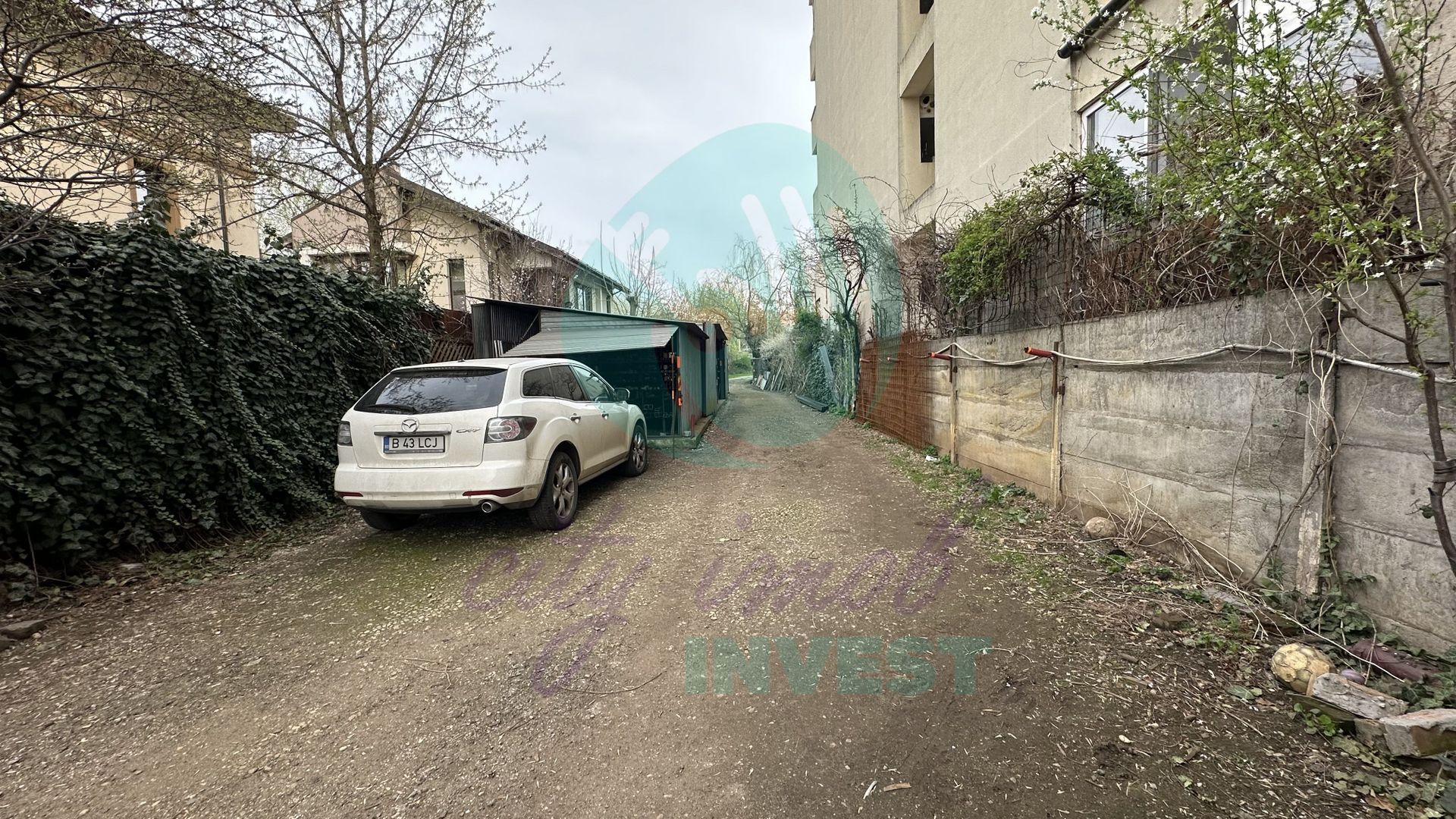 Teren generos - 550 mp zona Vitan -Mihai Bravu - Poză 1