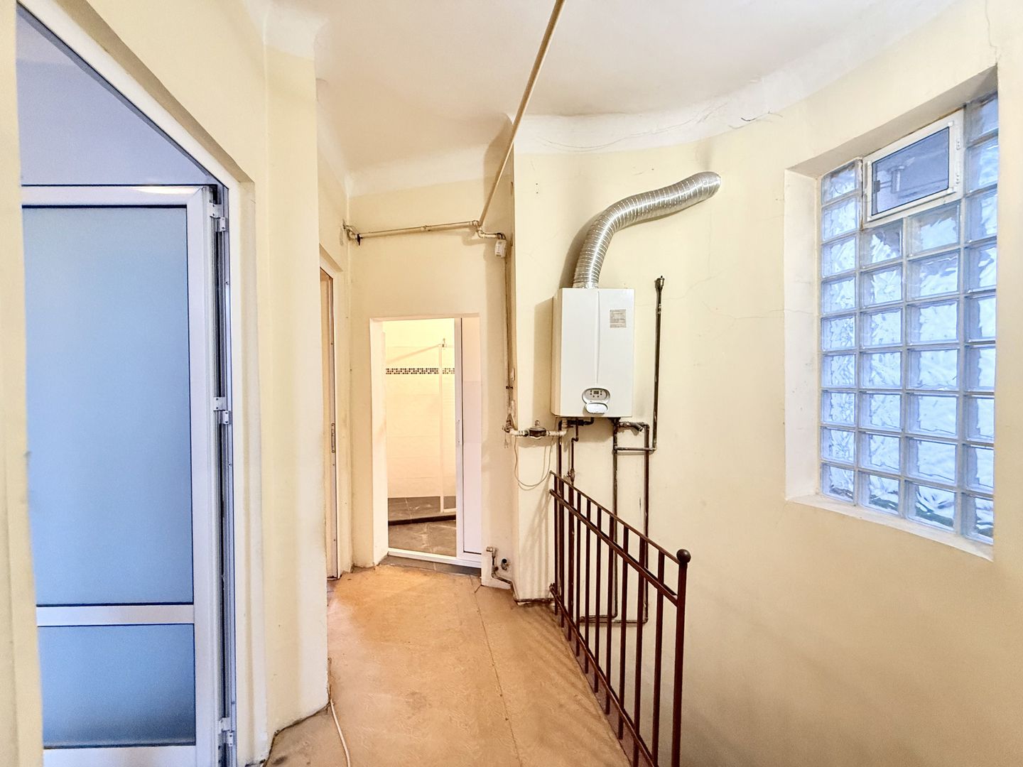 APARTAMENT 60 mp UTILI , 3 CAMERE DECOMANDATE -ZONA GAZELEI - Poză 11