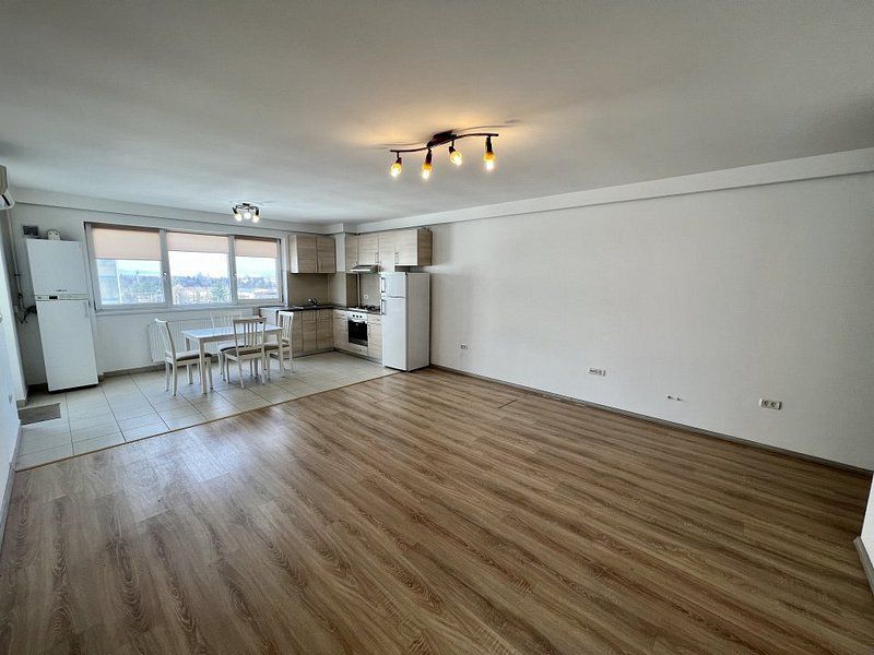 Apartament cu 3 camere de inchiriat in Olimpic, Bd Garii - Poză 4