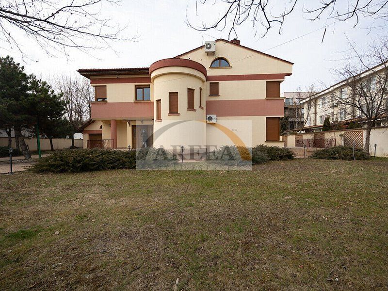 Vila cu 750 mp utili si teren de 1.480 mp in Erou Iancu Nicolae - Poză 7